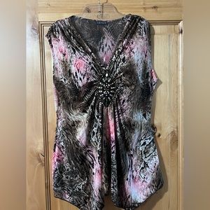 Women’s top Venus size lrg